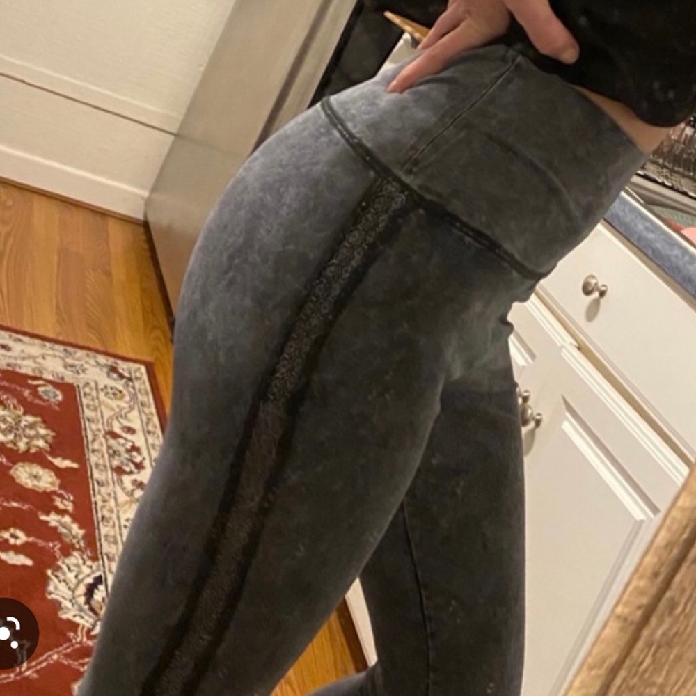 Gray Acid Wash Aerie Leggings EUC size XS